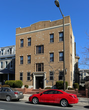 Campus Apartments in Philadelphia, PA - Foto de edificio - Building Photo