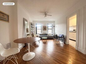 672 10th St in Brooklyn, NY - Building Photo