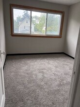 8713 Jeffries Ave in Cleveland, OH - Building Photo - Building Photo