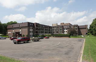 Wolfe Lake Apartments