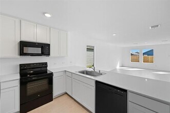 6733 Haines Dr in Princeton, TX - Building Photo - Building Photo