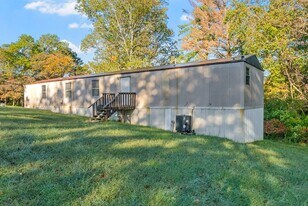 1845 Evans Rd in Clarksville, TN - Building Photo