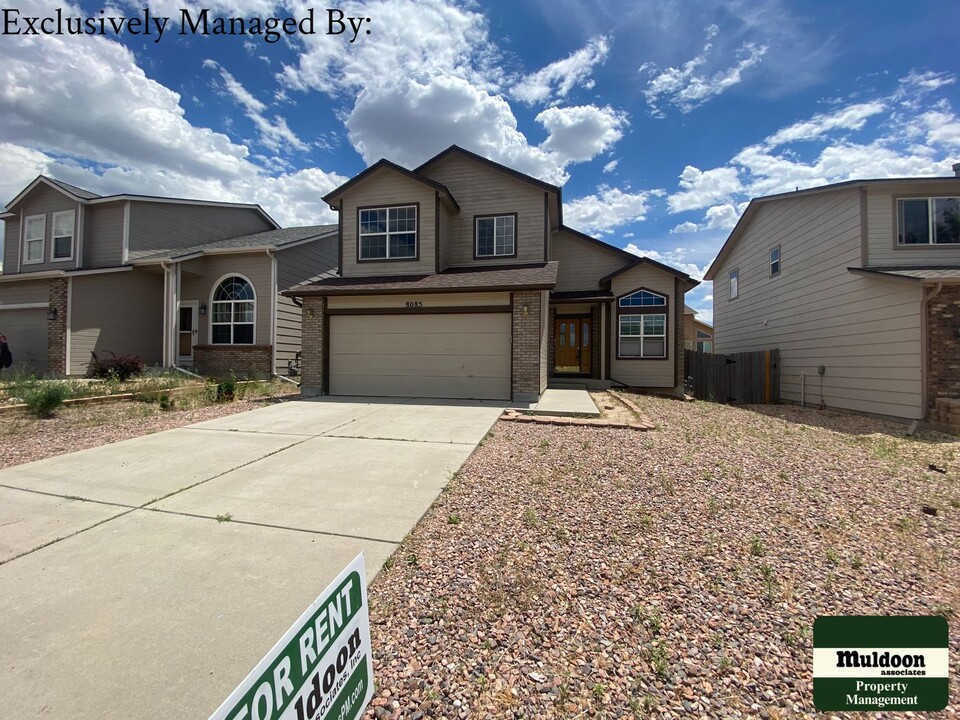 8085 Parsonage Ln in Colorado Springs, CO - Building Photo