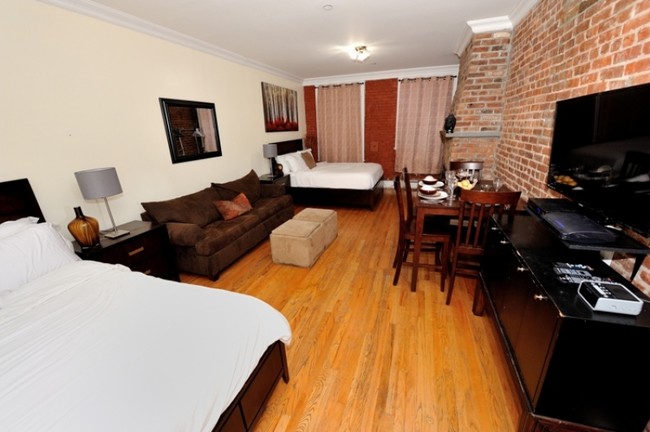 692 10th Ave-Unit -2B in New York, NY - Building Photo - Building Photo