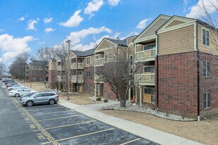Bloomingdale Condominium Homes in Bloomingdale, IL - Building Photo