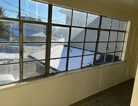 315 W 11th St, Unit 315 B upper floor in Hazleton, PA - Foto de edificio - Building Photo