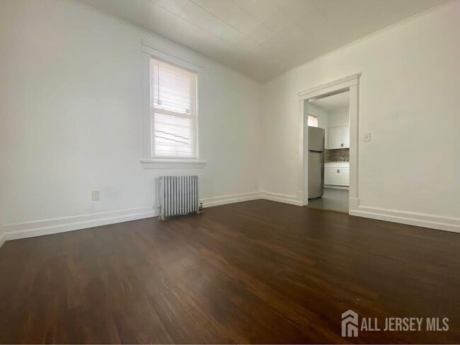 391 Keene St in Perth Amboy, NJ - Building Photo - Building Photo