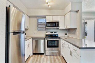 Tides on Gilbert West