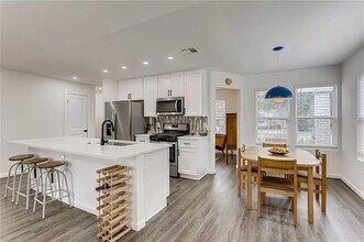 4506 Franklin Park Dr in Austin, TX - Building Photo - Building Photo