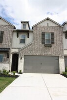 6527 Scarlet Pond Ln in Fulshear, TX - Building Photo