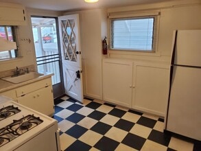 231 Surf St in Morro Bay, CA - Foto de edificio - Building Photo