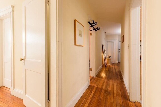 333 Harvard St, Unit 4A in Cambridge, MA - Building Photo - Building Photo