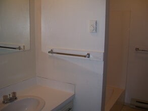 242 Applewood Ct in Brush, CO - Building Photo - Building Photo