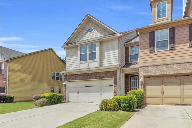 property at 1543 Creek Bend Ln NW
