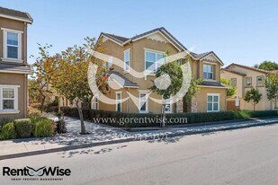 1548 Glenn St in Hayward, CA - Building Photo