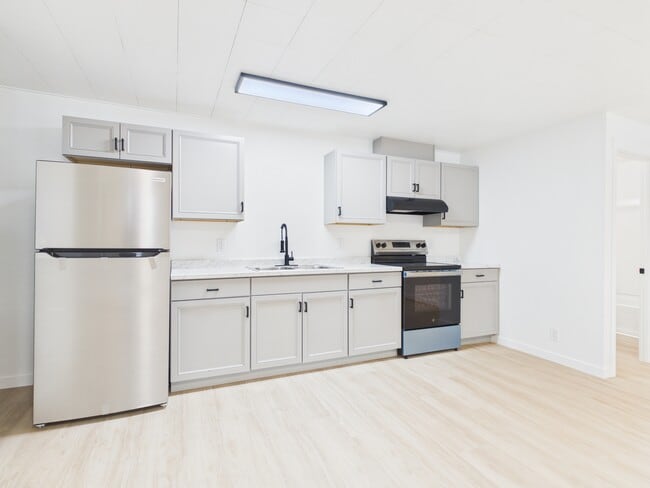 property at 902 Gilmore St