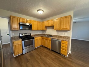 318 Sandy Ct in Bowling Green, KY - Building Photo - Building Photo