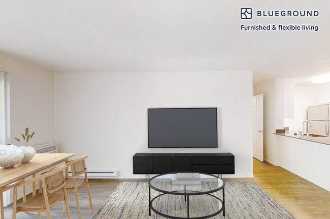 333 1st St, Unit SI FL1-ID5895A in Seal Beach, CA - Building Photo - Building Photo