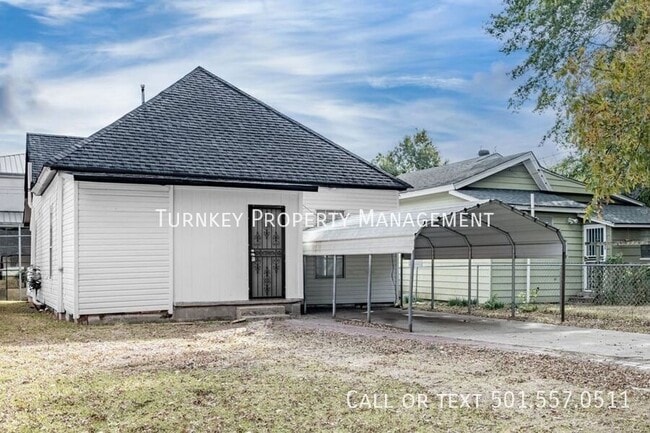 1615 Maple St in North Little Rock, AR - Building Photo - Building Photo