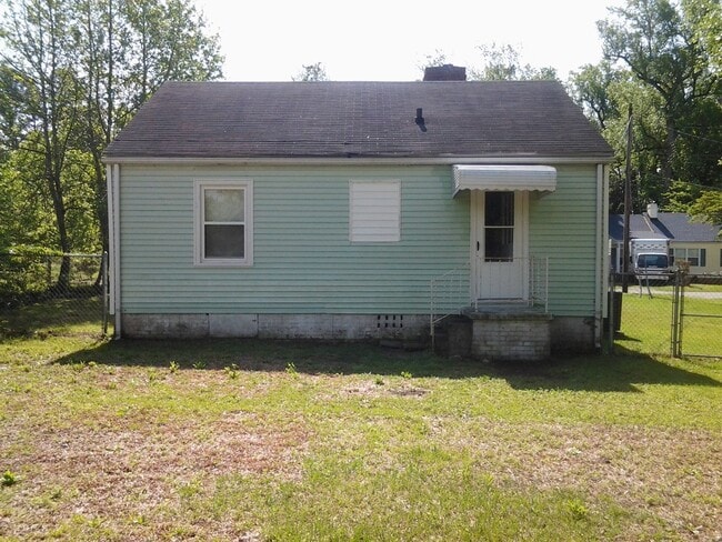 property at 29 E Bayshore Blvd