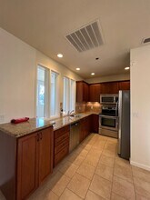 609 Pacific Ave in Santa Cruz, CA - Building Photo - Building Photo