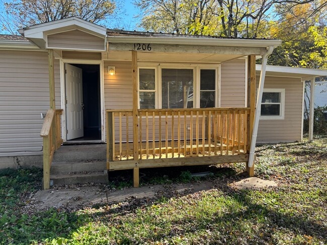 property at 1206 N Brown Ave