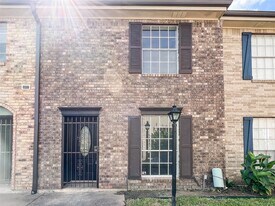 1715 Moritz Dr in Houston, TX - Building Photo