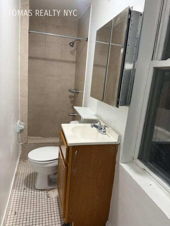 226 Willis Ave in Bronx, NY - Building Photo - Building Photo