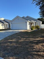 5008 Wickalow Way in Myrtle Beach, SC - Building Photo