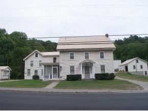 4 Unit Apartments Bldg in Alton, NH - Building Photo - Building Photo