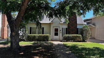 1809 McGregor Ave in Wichita Falls, TX - Building Photo