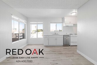 3742 E Fountain St in Long Beach, CA - Building Photo - Building Photo