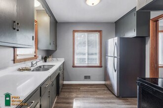 1789 White Bear Ave in Maplewood, MN - Building Photo - Building Photo