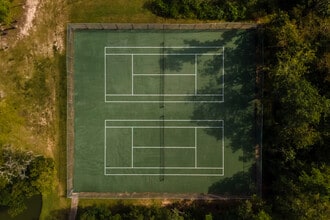 Kingwood Lakes in Kingwood, TX - Building Photo - Building Photo