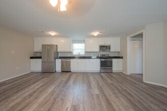 1547 Garden Rd-Unit -1547 in Pearland, TX - Building Photo - Building Photo