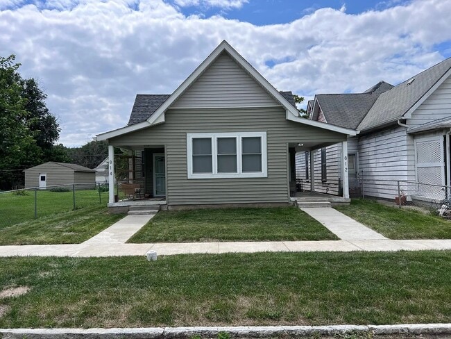 812 Marion Ave, Unit 814 in Indianapolis, IN - Building Photo - Building Photo