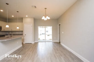 453 Magpie Ct in Poinciana, FL - Foto de edificio - Building Photo