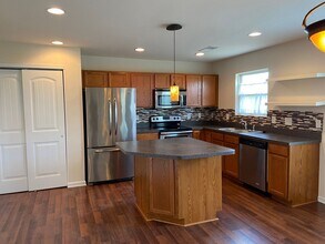 908 Collington Dr in Mebane, NC - Building Photo - Building Photo