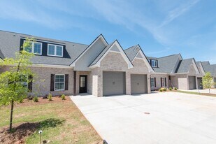 973 Pembroke Pl in Auburn, AL - Building Photo