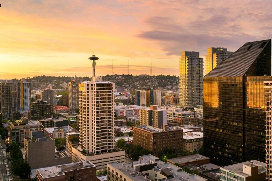 2033 2nd Ave in Seattle, WA - Building Photo