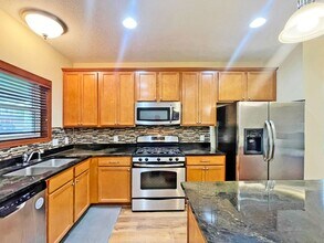 9500 Declaration Dr in Chanhassen, MN - Building Photo - Building Photo