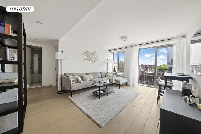2128 Ocean Ave in Brooklyn, NY - Foto de edificio - Building Photo