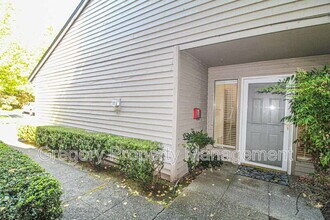 7250 Old Redmond Rd in Redmond, WA - Building Photo - Building Photo