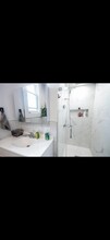 47 Nichols St, Unit 2 in Everett, MA - Foto de edificio - Building Photo