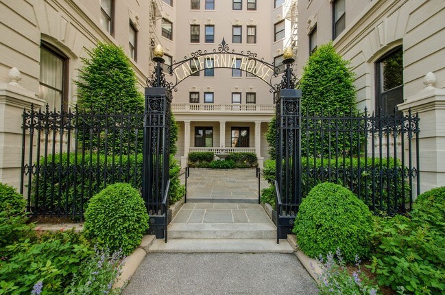 2205 California St NW-Unit -#503 in Washington, DC - Foto de edificio - Building Photo