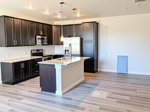 914 Schlagel St in Fort Collins, CO - Building Photo - Building Photo