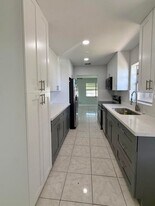 7257 Pine Park Dr N in Greenacres, FL - Building Photo