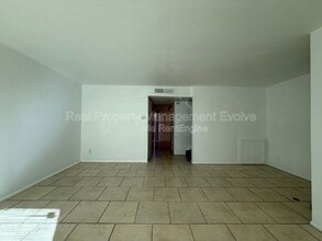 3840 N 43rd Ave in Phoenix, AZ - Building Photo - Building Photo