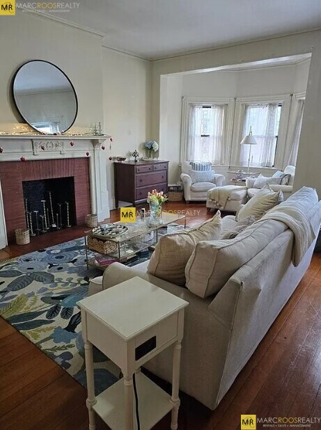 property at 923 Beacon St