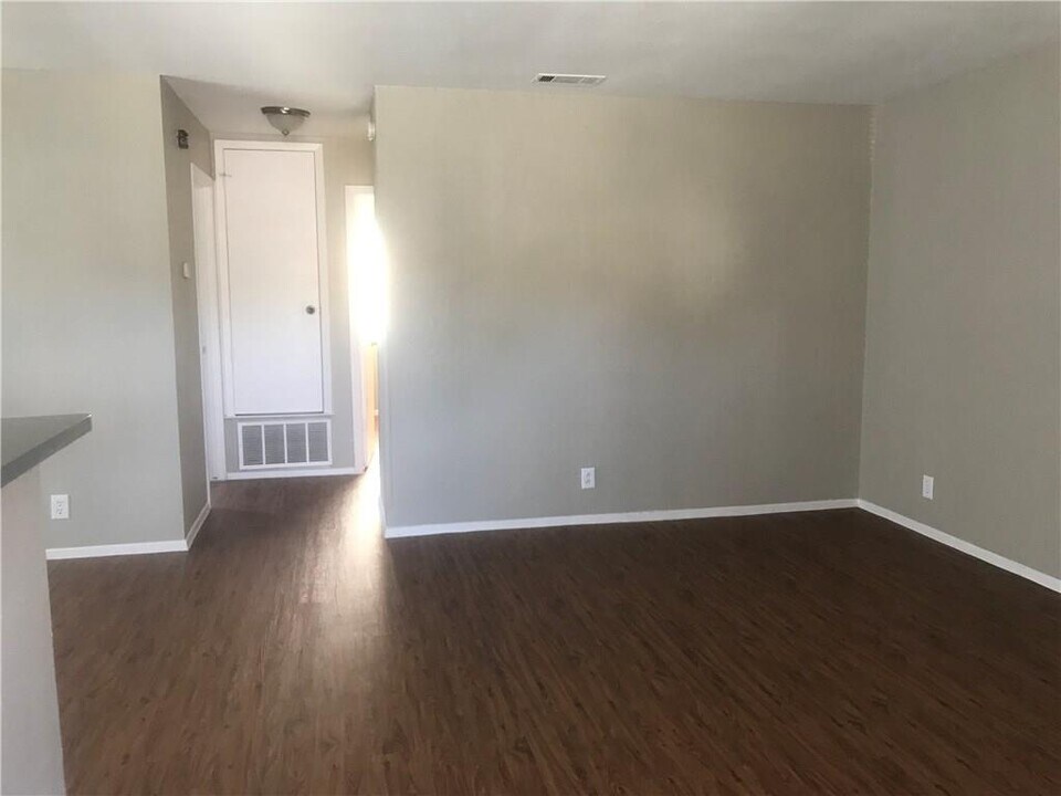 2203 Leah Cove in Austin, TX - Building Photo